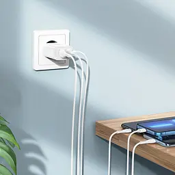 Зарядний пристрій Hoco C103A 2 USB білий з кабелем Lightning - мініатюра 4