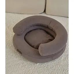 Лежак ортопедичний для собак "Marshmallow" коричневий М (90*75)