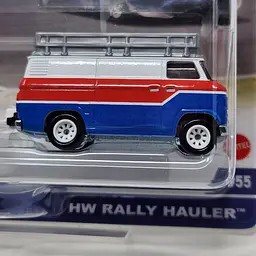 Колекційна модель машинки Hot Wheels Car Culture 1970 Rover P6 Group 2 та HW Rally Hauler (FLF56/HKF45) - мініатюра 4