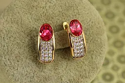 Сережки Xuping Jewelry Дипломатія з рожевим каменем Сваровські 1,9 см золотисті