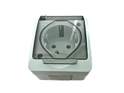 Розетка накладна з захисною кришкою, з заземленням IP44