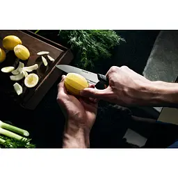 Ніж для шеф кухаря малий Fiskars Taiten 13 см (1066837) - мініатюра 7