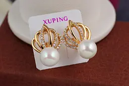 Сережки Xuping Jewelry корона з перлиною 2,2 см золотисті