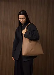 Жіноча сумка Sambag HOBO M кавовий 35 х 40 х 8 см (53200021)