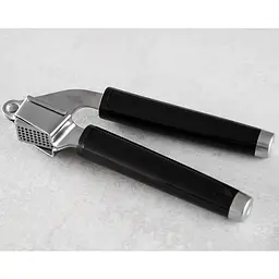 Прес для часнику KitchenAid Classic 19 см чорний (KCG132OHOBE) - мініатюра 4