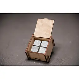 Подарунковий набір Whiskey Stones камені для віскі зі стеатиту в дерев'яній скриньці 4 штуки + мішечок + щипці - мініатюра 2