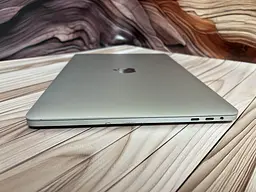 Ноутбук Apple MacBook Pro 13" 2020 i7-1068NG7/32/512 (C02DV4M9ML87) Б/в - мініатюра 5