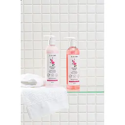 Подарунковий набір T-LAB Organics Organic Rose Shampoo and Conditioner Set: шампунь 250 мл + кондиціонер 250 мл (667211) - мініатюра 4