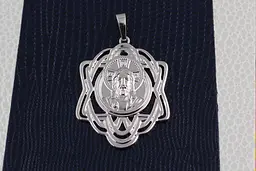 Ладанка Xuping Jewelry овальна стрічкове плетіння 3.8 см срібляста