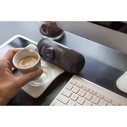 Еспресо-кавоварка Wacaco Nanopresso 18 бар 80мл з чохлом Сірий - мініатюра 8