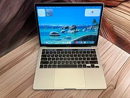 Ноутбук Apple MacBook Pro 13" 2020 i7-1068NG7/32/512 (C02F70MHML87) Б/в