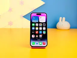 Смартфон Apple iPhone 14 Pro 128 ГБ темно-фіолетовий (MQ0G3) б/в [174183] - мініатюра 2