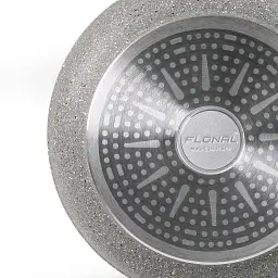 Сковорода Flonal Monolite алюмінієва з антипригарним покриттям Magma-Tech Plus 32 см сіра - мініатюра 9