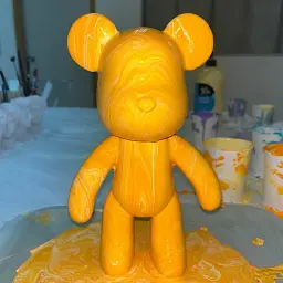 Флюїдне ведмежатко fluid bear bearbrick, 23 см, з фарбами YELLOW - мініатюра 2