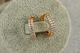 Сережки кільця Xuping Jewelry дві доріжки з каменів 1.8 см золотисті