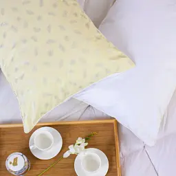 Подушка пухова MirSon Karmen №1800 Bio-Beige м'яка пух 90% 60х60 см біло-бежева (2200003011760) - мініатюра 7