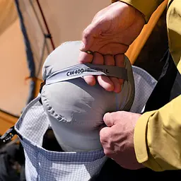 Спальник з натуральним пухом Naturehike CW400 NH18C400-D, p-р L, жовто-сірий - мініатюра 10