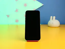 Смартфон Apple iPhone 15 Plus 256 ГБ чорний (MU183) б/в [176115] - мініатюра 4