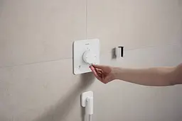 Шлангове під'єднання Hansgrohe FixFit Fine Q зі зворотнім клапаном matt white 28884700 - мініатюра 3