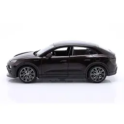 Масштабна модель автомобіля Bburago Автомодель - Porsche Macan 4 Electric чорний, 1:24 (18-21114) - мініатюра 2