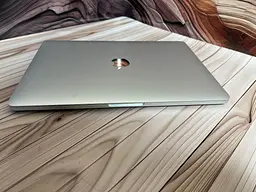 Ноутбук Apple MacBook Pro 13" 2020 i7-1068NG7/32/512 (C02FK1EJML87) Б/в - мініатюра 7
