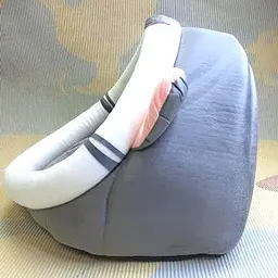 Затишна лежанка для тварин Derby Pet Beds Light Grey S - мініатюра 3