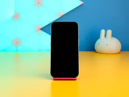 Смартфон Apple iPhone 15 Pro 256GB White Titanium (MTV43) Б/В [174625] - мініатюра 4