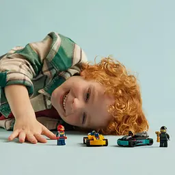 Конструктор LEGO City Картинг і гонщики 99 деталей (60400) - мініатюра 4
