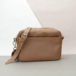 Сумка жіноча шкіряна карамельна Handycover S497 кросбоді через плече