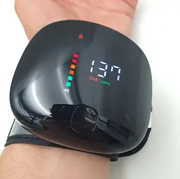 Тонометр автомат на зап'ясті акумуляторний HD LED екран Automatic Whatch Blood Pressure UKC A01 (LY-84) - мініатюра 9