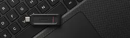 USB флеш-накопичувач Kingston DataTraveler 70 128GB USB-C 3.2 Gen 1 Black (DT70/128GB) [66935] - мініатюра 4