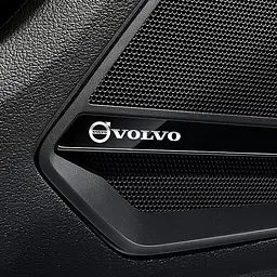 Наклейка з логотипом Volvo метал, на клейкій стрічці 1шт (універсальна) - мініатюра 5