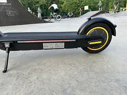 Електросамокат KUGOO G30 PRO Max 600W 18Ah Black| розкладний з посиленим переднім амортизатором (модель 2025 року) - мініатюра 12