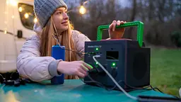 APC Портативна електростанція Electric OffGrid Portable Power Station 500, 500 Вт, 517 Вт/рік, Wireless Charge - мініатюра 2