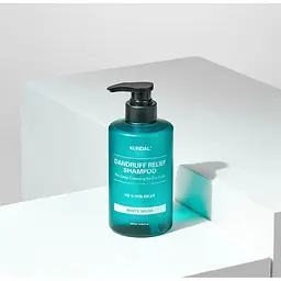 Шампунь Kundal Dandruff Relief Shampoo White Musk для сухої шкіри голови з ароматом білого мускусу 500 мл - мініатюра 2