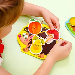 Гра-шнурівка з липучками "Їжачок у лісі" Vladi Toys VT1804-45 (укр) - мініатюра 2