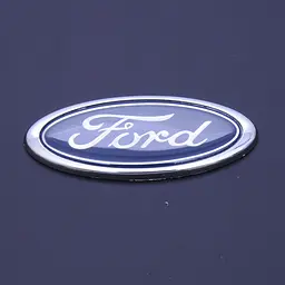 Емблема для Ford 115 x 45 мм Mondeo скотч 3M (OEM F87B-8C020-BA)