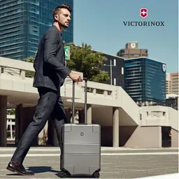 Валіза Victorinox Travel Lexicon Titanium S Global USB (Vt602104) - мініатюра 2