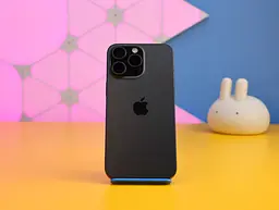 Смартфон Apple iPhone 15 Pro Max 256GB Black Titanium (MU773) Б/В [156609] - мініатюра 6