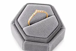 Жіноча каблучка Jewellery Continent з жовтого золота з діамантами 14.5 (К-0882) - мініатюра 3