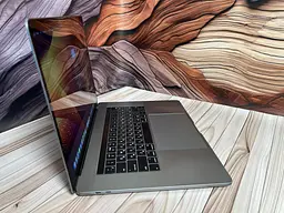 Ноутбук Apple MacBook Pro 15" A1707 i7-7820HQ/16/1TB (C02TX0XHHTDF) Б/в - мініатюра 4