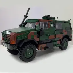 Конструктор Бронетранспортер ATF Dingo 670 Деталей XingBao - мініатюра 3