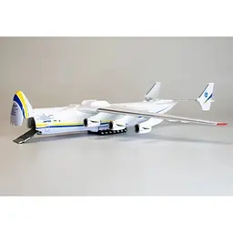 Модель літака UFT Mriya2 Ан-225 масштаб 1:200 - мініатюра 4