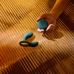 Стимулятор простати LELO Hugo 2 Remote, 10.7 см зелений - мініатюра 4