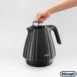 Електрочайник DeLonghi Ballerina KBD 2001 BK (210010033) - мініатюра 3