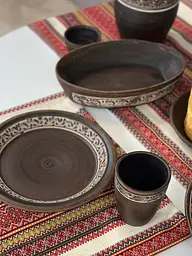 Пасхальний столовий сервіз керамічного (глиняного) посуду на 6 осіб Ангоб - мініатюра 3