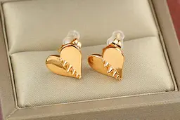 Сережки гвоздики Xuping Jewelry строге серце 1,3 см золотисті - мініатюра 3