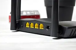 Wi-Fi роутер Tenda AC8 - мініатюра 3