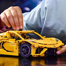 Уцінка. Конструктор LEGO Technic Chevrolet Corvette Stingray 732 деталі (42205) - мініатюра 10