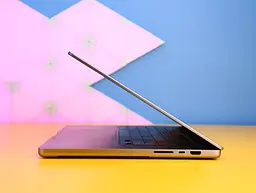 Ноутбук Apple MacBook Pro 16'' M1 Pro 16GB/512GB Space Gray 2021 (MK183) Б/в [174239] - мініатюра 2